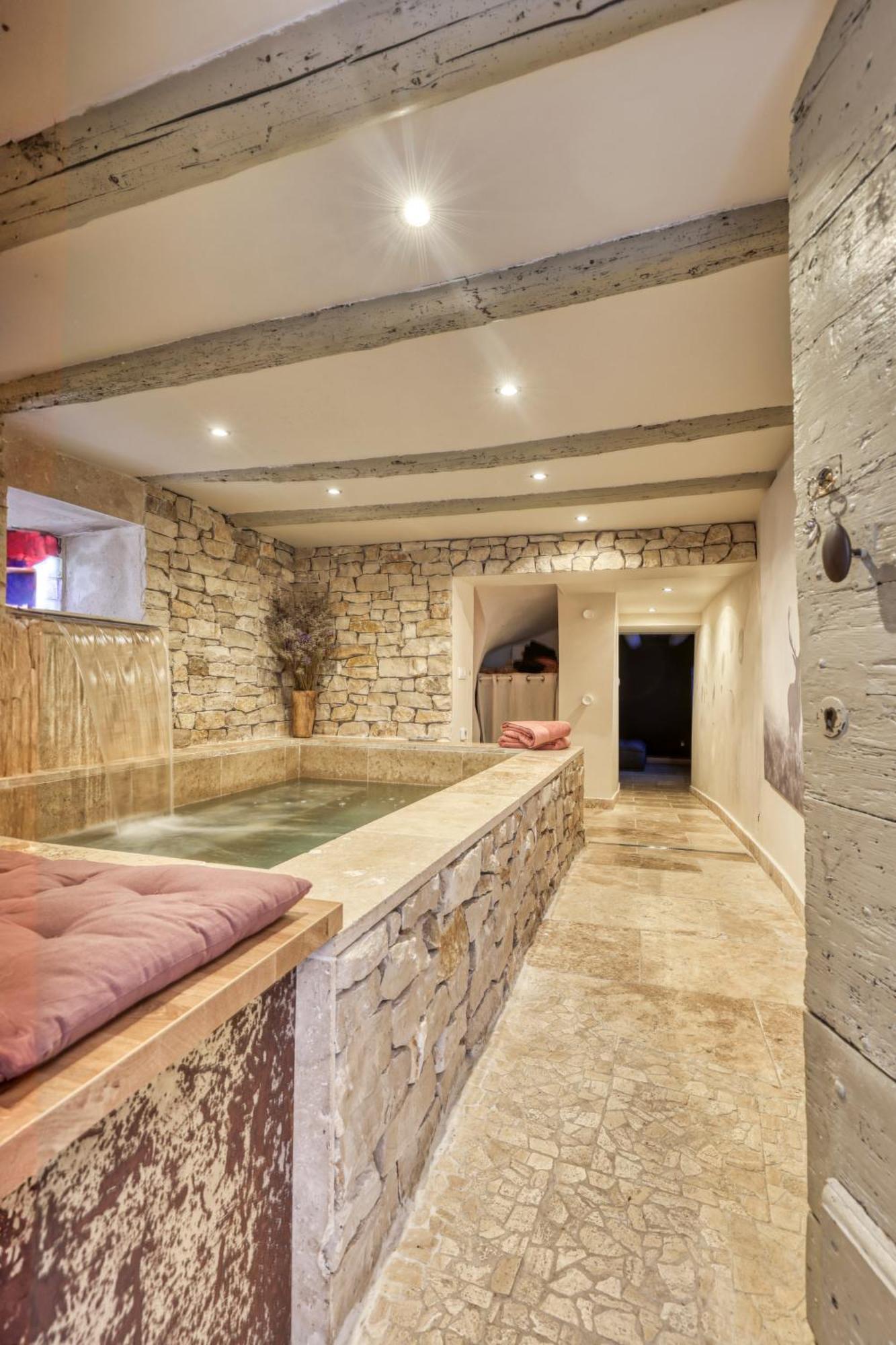 Les Jasmins En Provence LʼIsle-sur-la-Sorgue Exterior foto