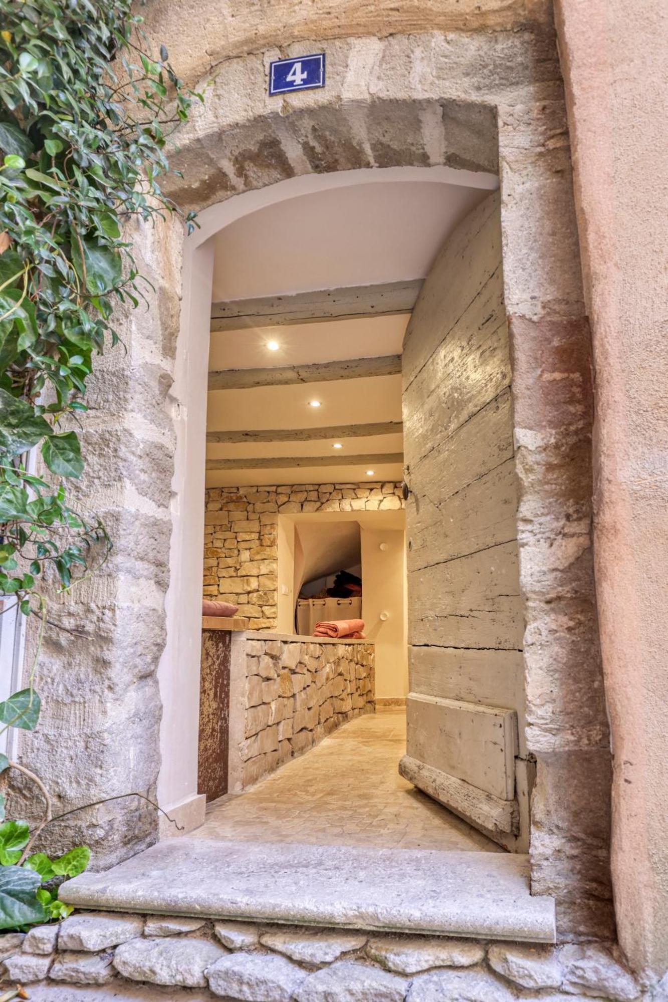 Les Jasmins En Provence LʼIsle-sur-la-Sorgue Exterior foto